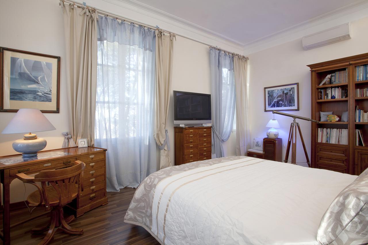 Chateau Sainte Colombe Bed & Breakfast Екстериор снимка