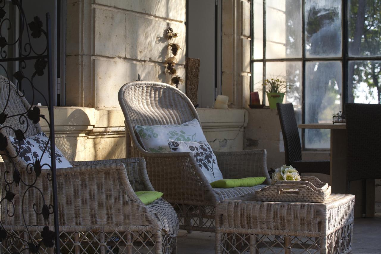 Chateau Sainte Colombe Bed & Breakfast Екстериор снимка
